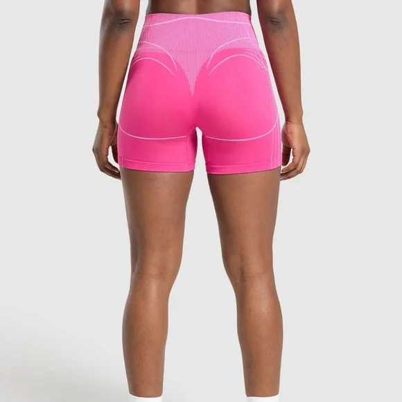 FIRM Gymshark | Apex Seamless Shorts - Picture 2 of 11